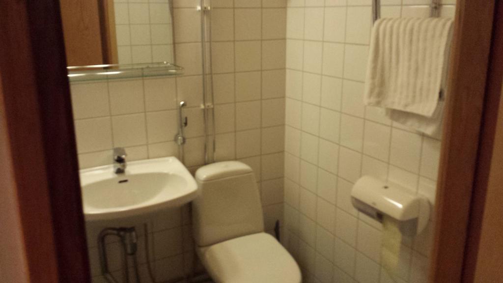Hotel Cosmopoli Kerava Ruang foto