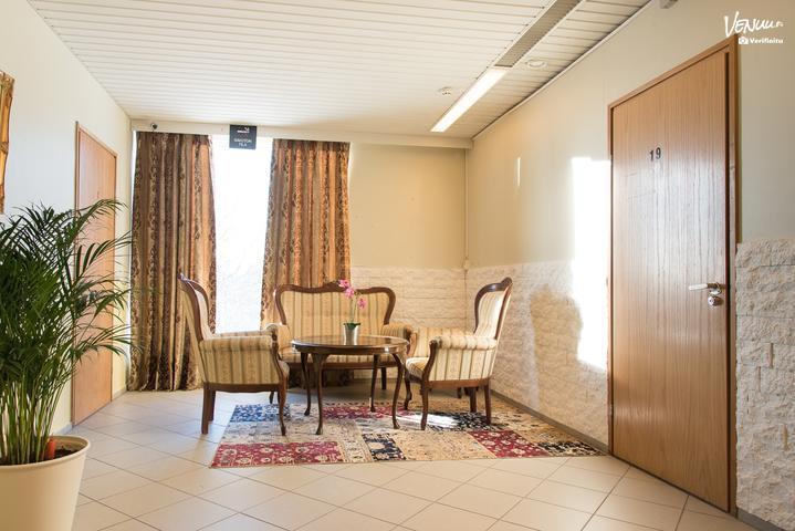 Hotel Cosmopoli Kerava Bagian luar foto